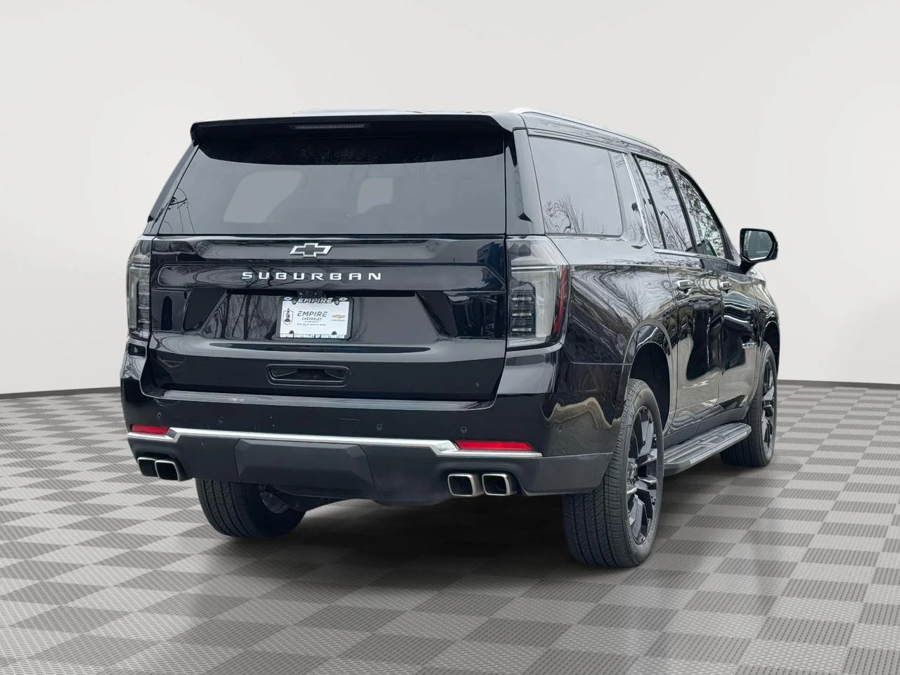 Used 2025 Black Chevrolet High Country image 3