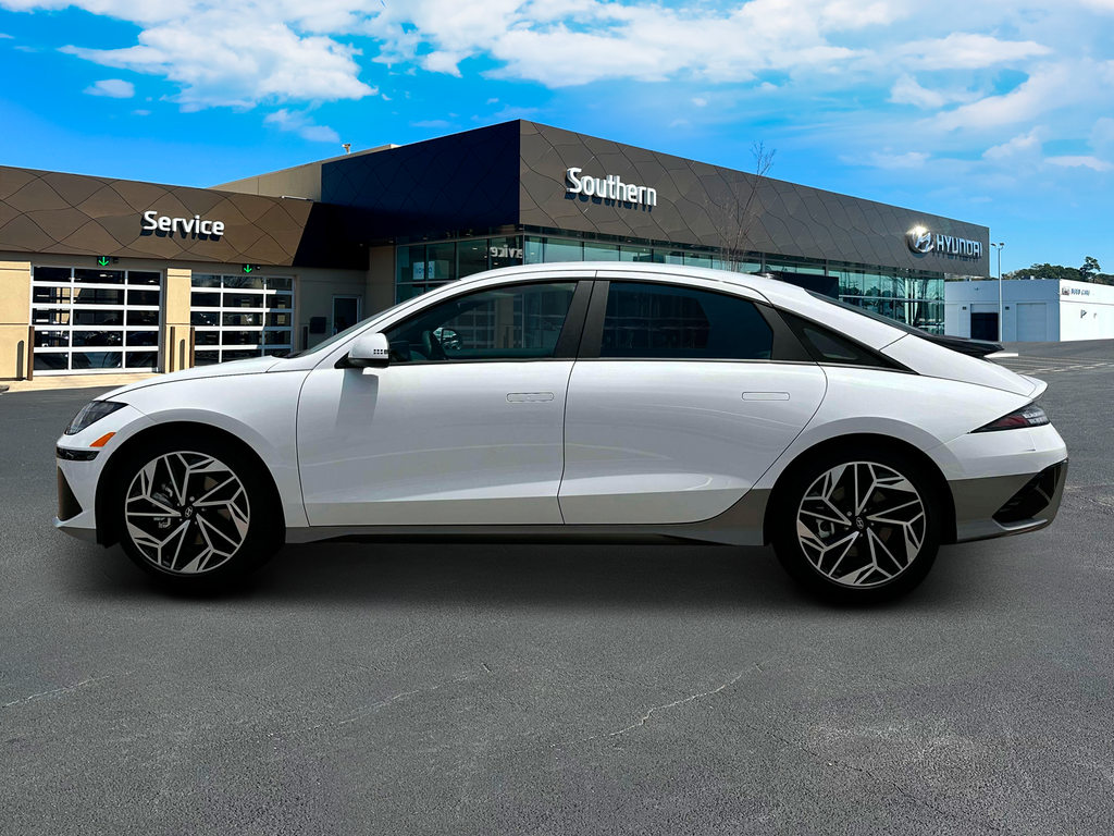 2024 Hyundai Ioniq 6 SEL photo 3