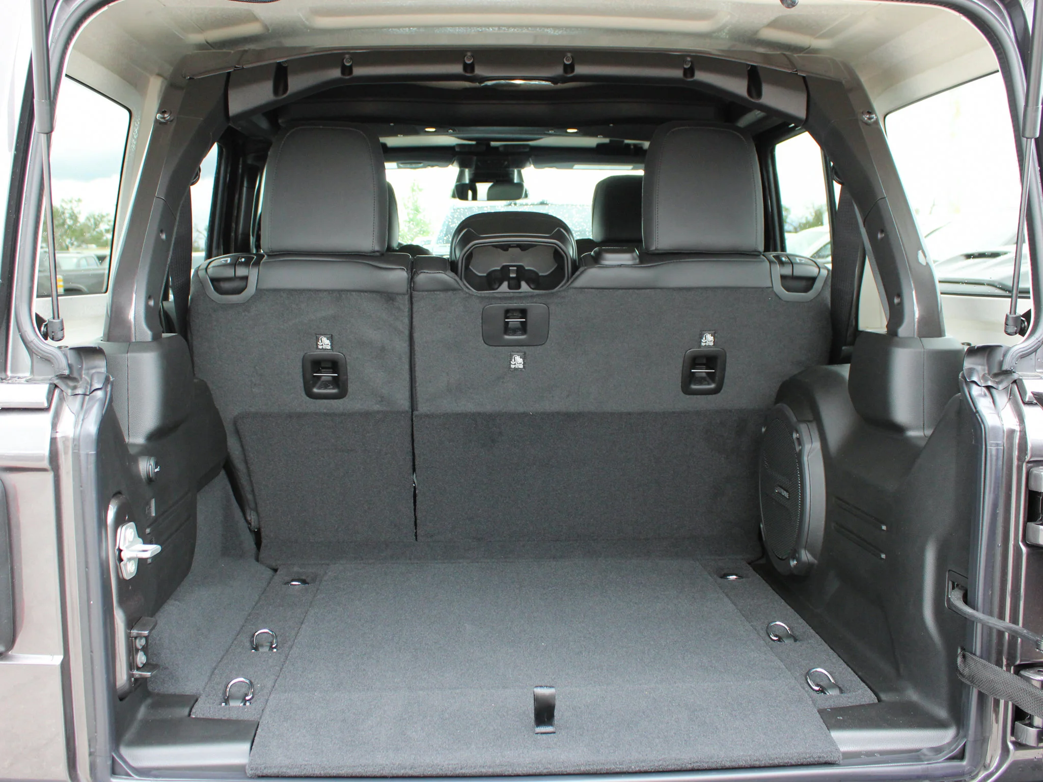 New 2026 Grey Jeep Sahara* image 10