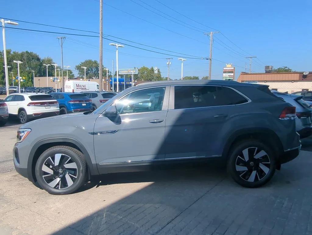 New 2026 Gray Volkswagen 2.0T SEL image 5