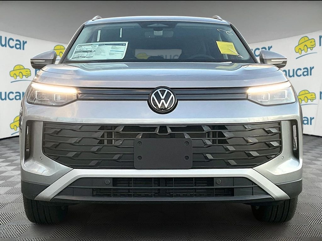New 2026 Silver Volkswagen 2.0T SE image 3