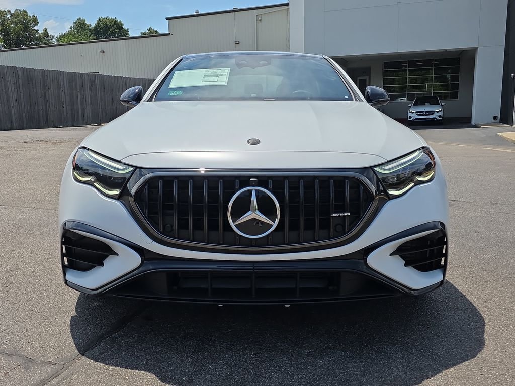New 2026 MANUFAKTUR Moonlight White Magno Mercedes-Benz E 53 AMG® image 8