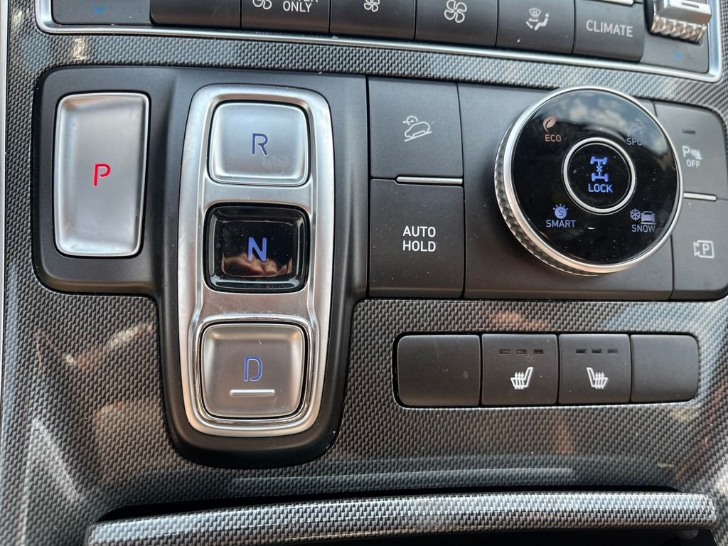 Used 2023 White Hyundai Blue image 20