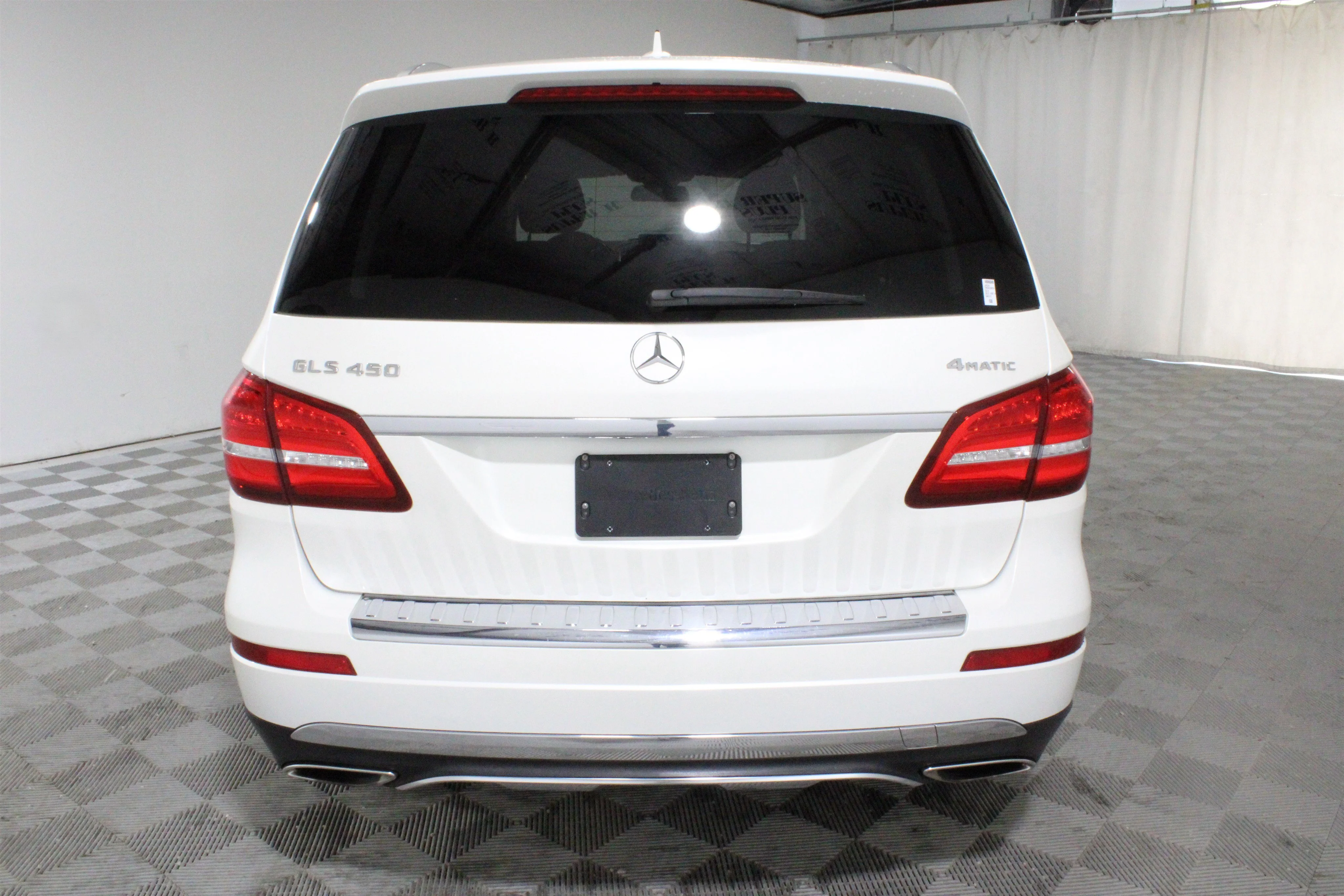 Used 2018 Polar White Mercedes-Benz GLS 450 image 31