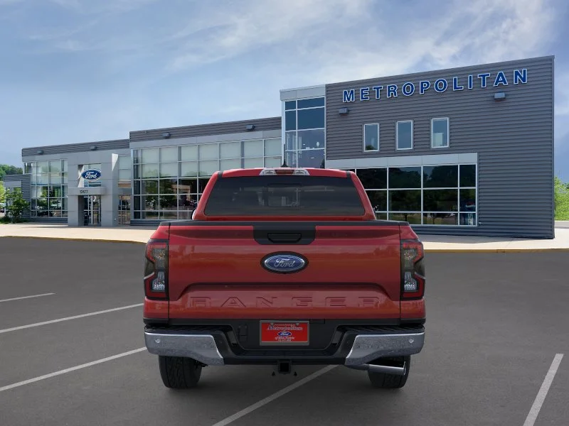 New 2025 Ruby Red Metallic Tinted Clearcoat Ford XLT image 5