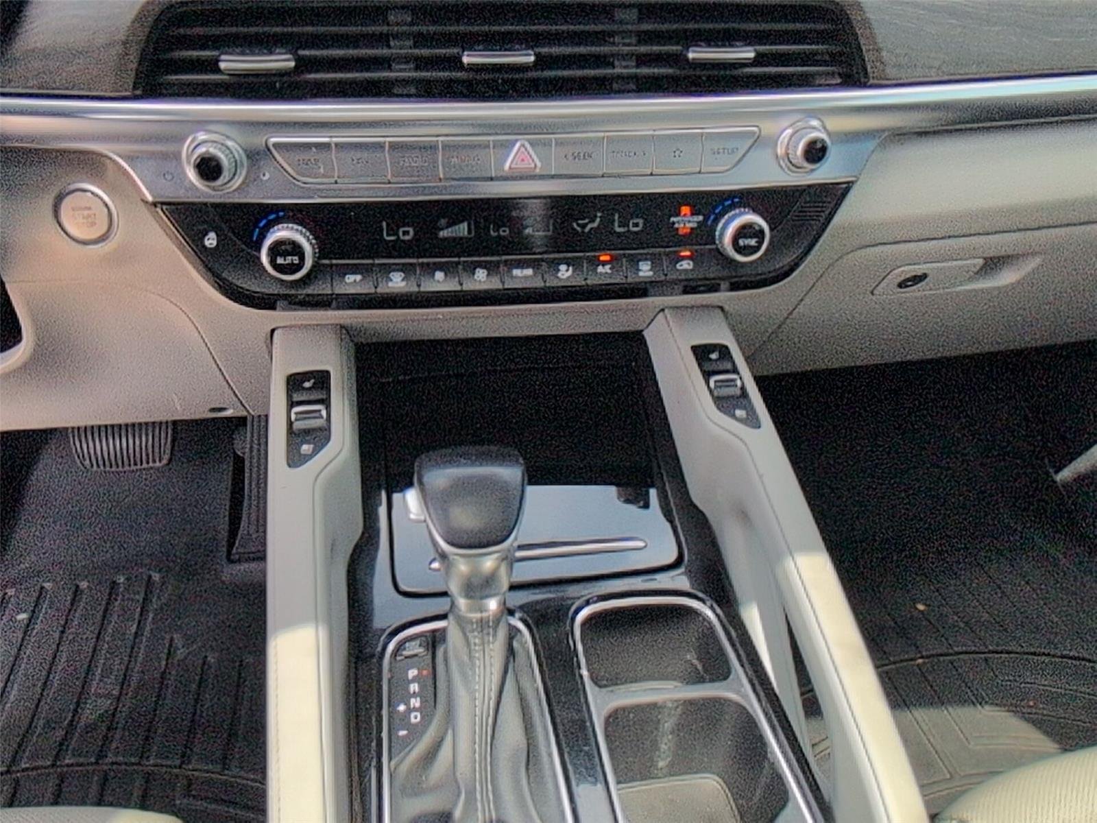 Used 2021 Ebony Black Kia EX image 31