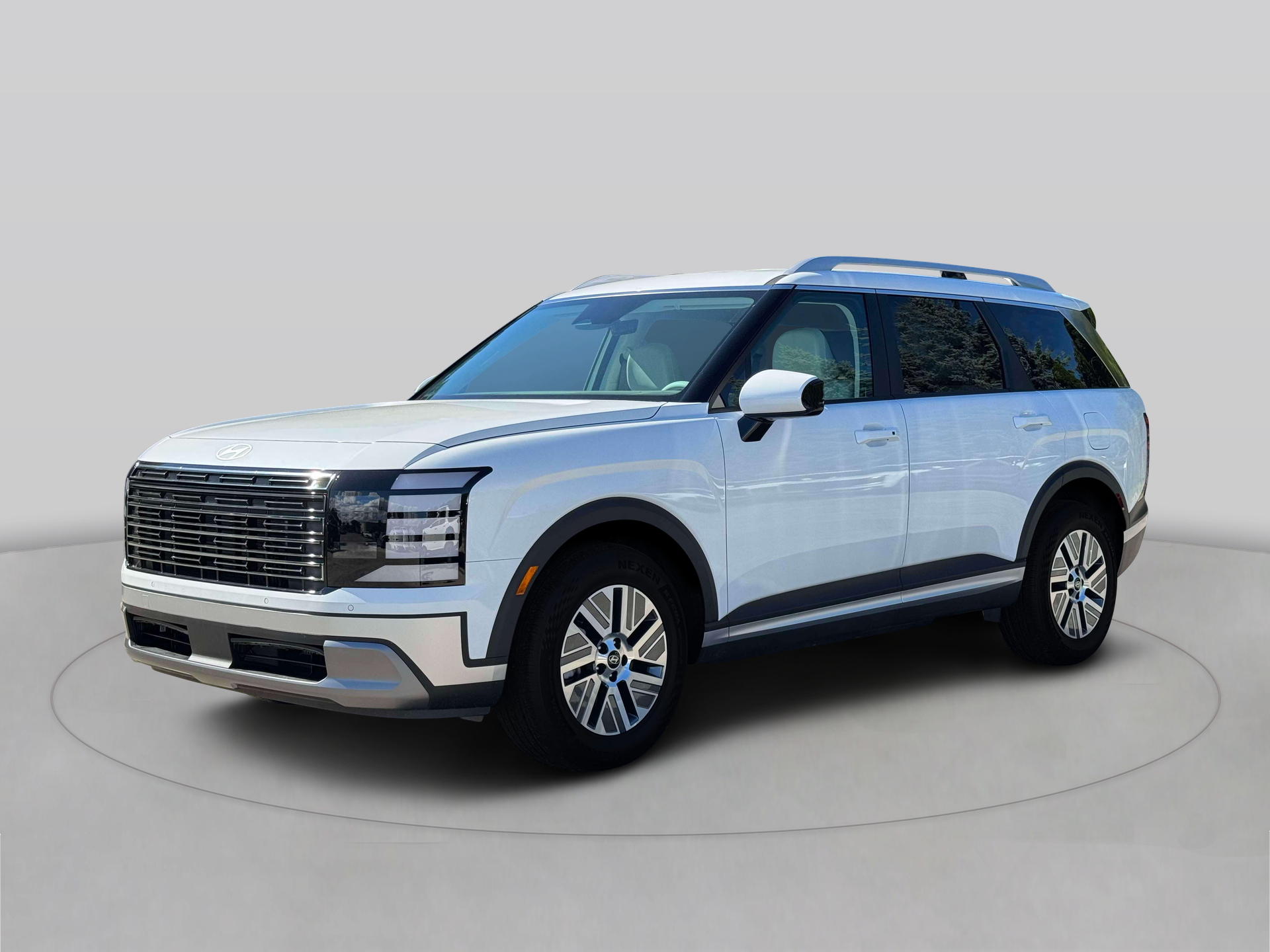 New 2027 White Hyundai SEL 7P image 2