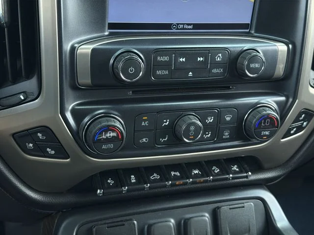 Used 2017 Black GMC Denali image 27