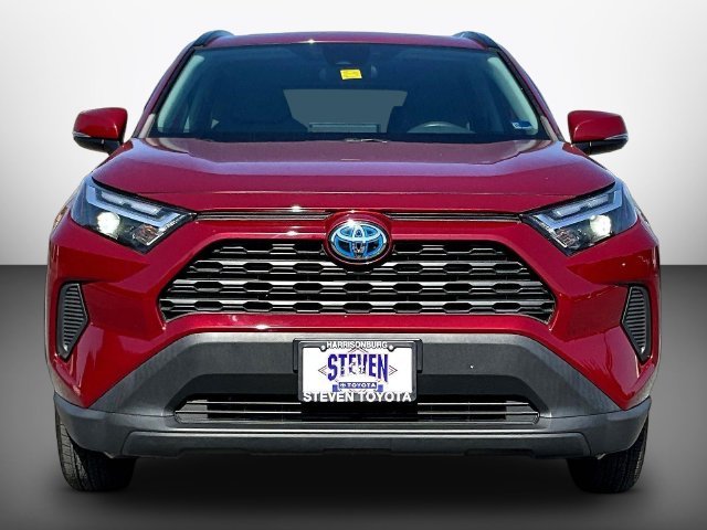 Used 2022 Red Toyota XLE image 2