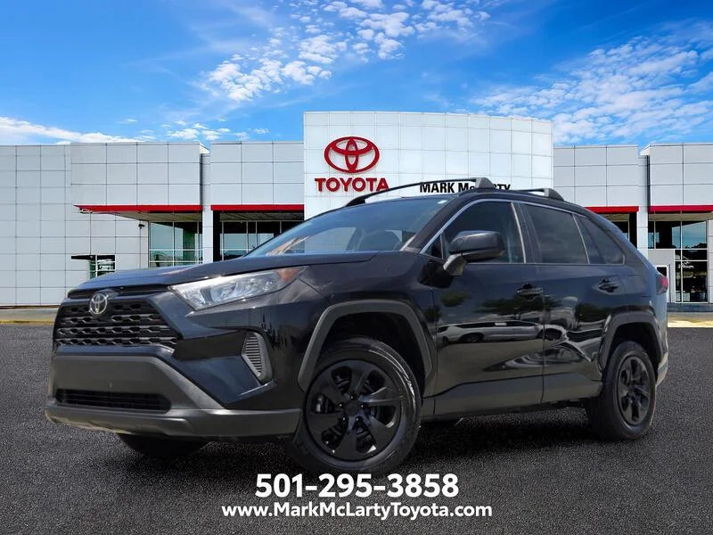 Used 2020 Midnight Black Metallic TOYOTA LE FWD image 20