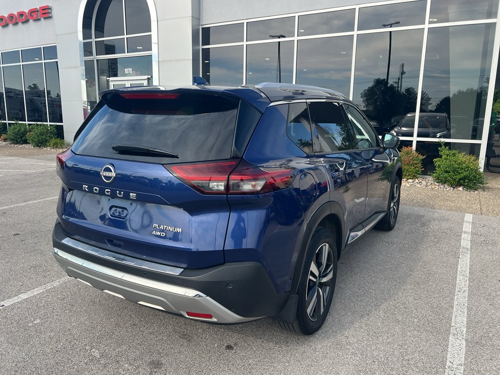 Used 2023 Caspian Blue Metallic Nissan Platinum image 9