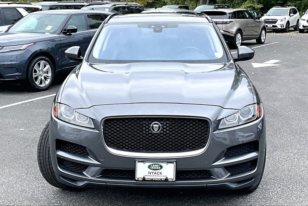 Used 2019 Gray Jaguar 25t Prestige image 3