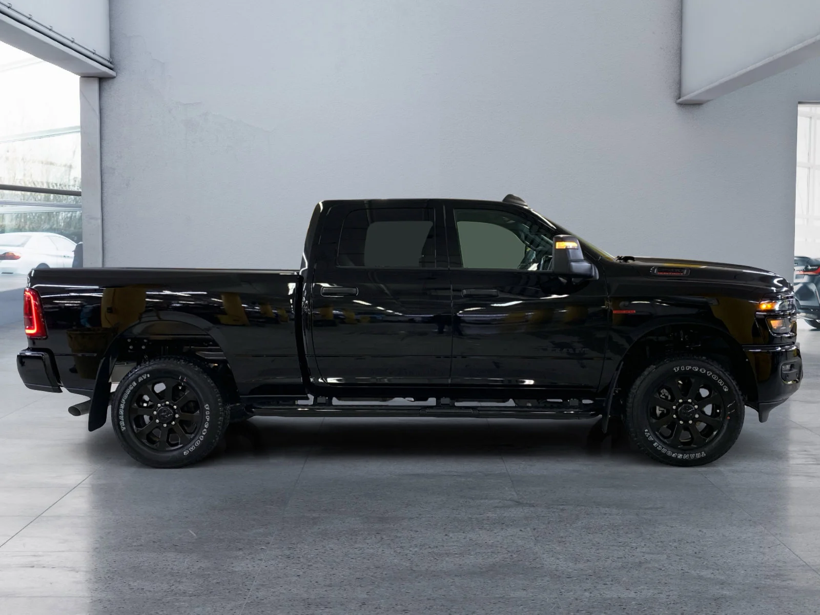 New 2026 Diamond Black Crystal Pearl Ram Big Horn image 6
