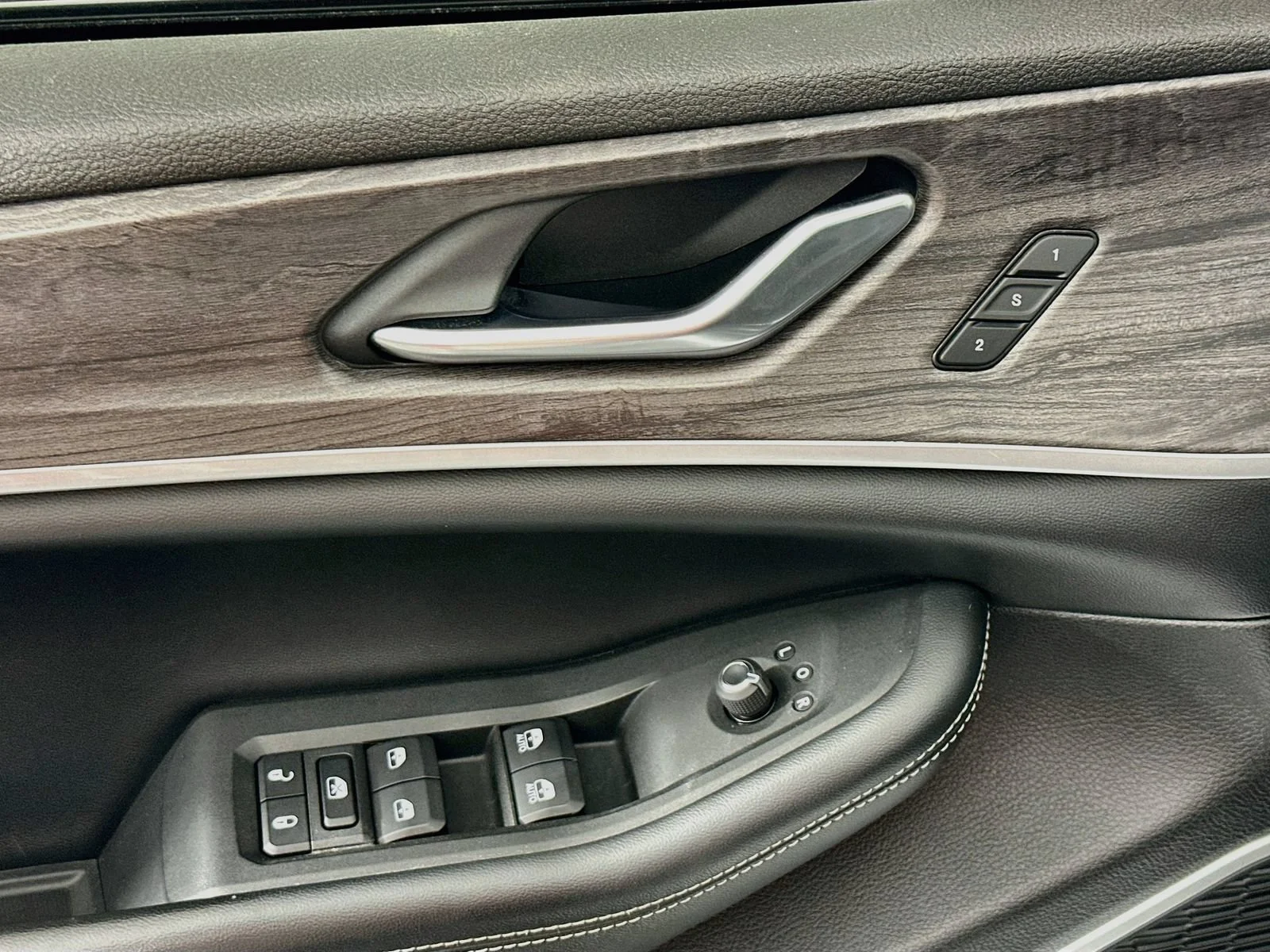 2022 Jeep Grand Cherokee L Limited - Photo 19