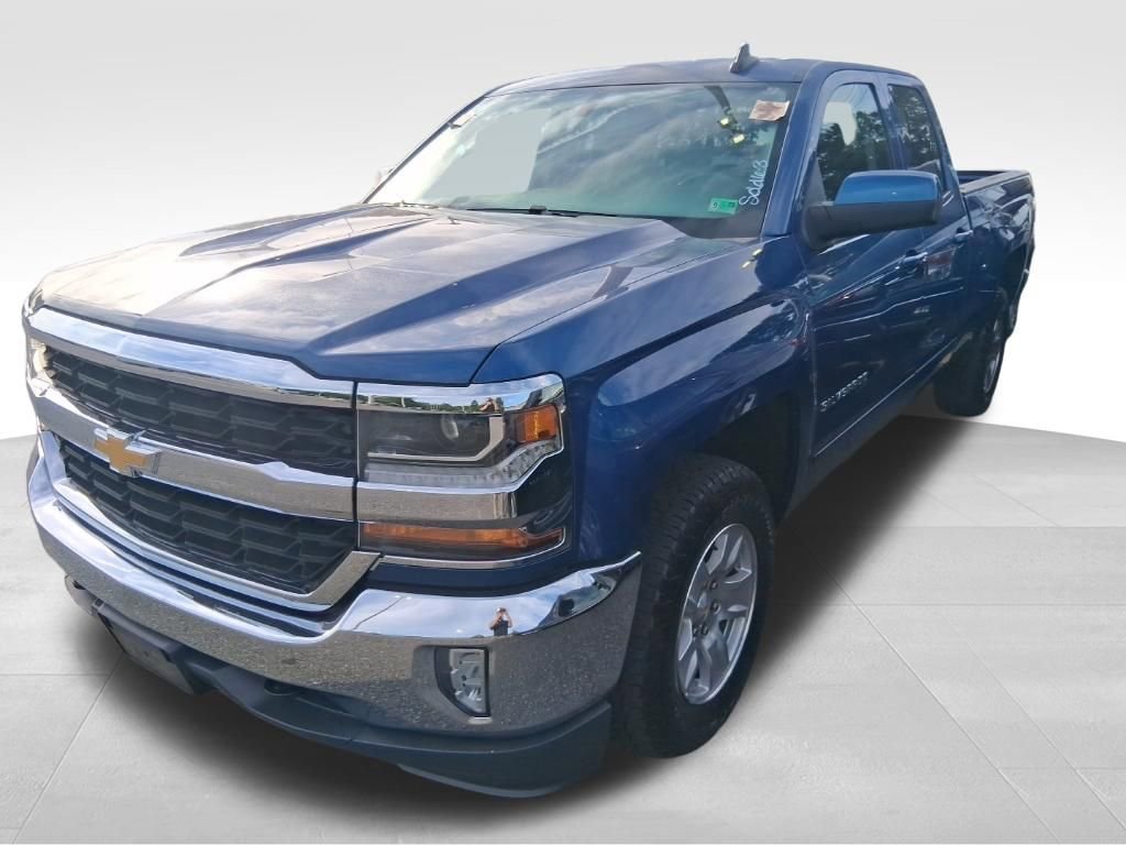 Used 2016 DEEP OCEAN BLUE METALLIC Chevrolet LT image 3