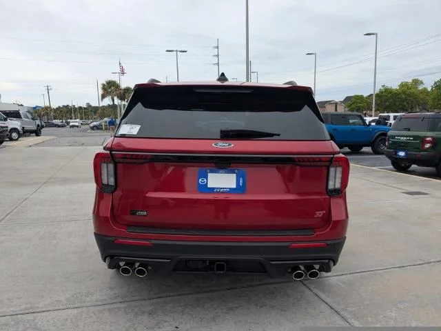 New 2026 Rapid Red Metallic Tinted Clearcoat Ford ST image 38
