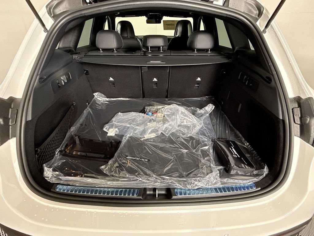 New 2026 Polar White Mercedes-Benz GLC 300 image 60