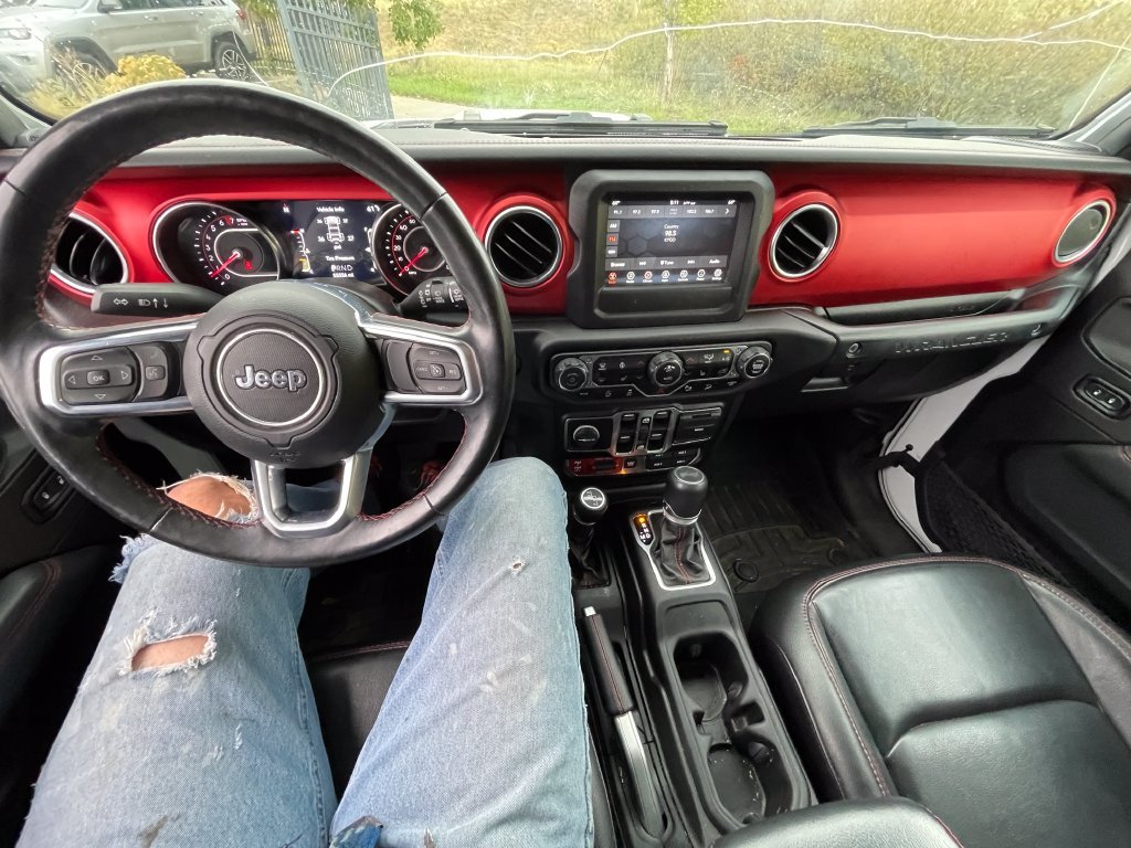 Used 2020 White Jeep Unlimited Rubicon image 4