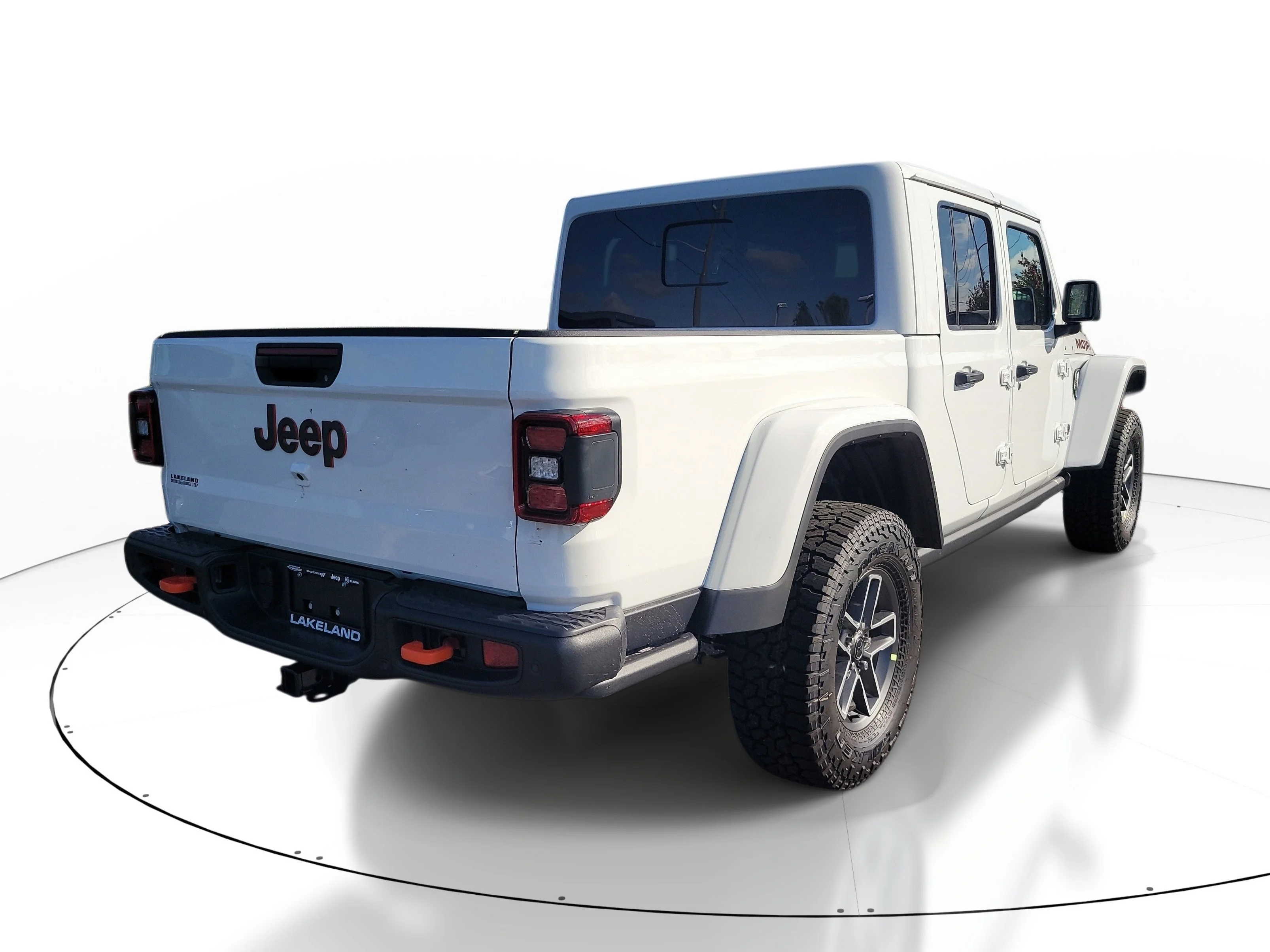 New 2026 Bright White Clearcoat Jeep Mojave X image 6