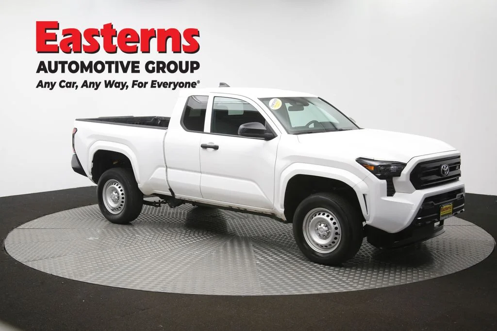 Used 2025 White Toyota SR image 43