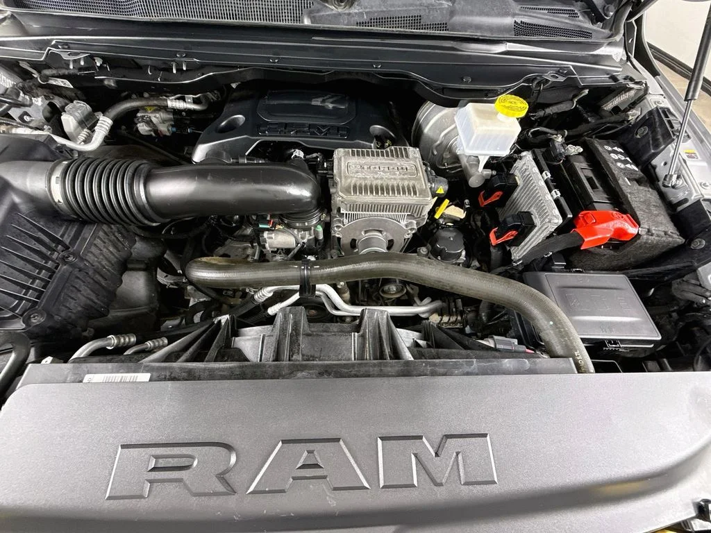 Used 2022 Silver Ram Laramie image 29