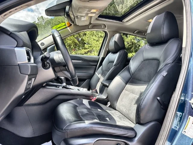 Used 2018 Blue Mazda Touring image 11