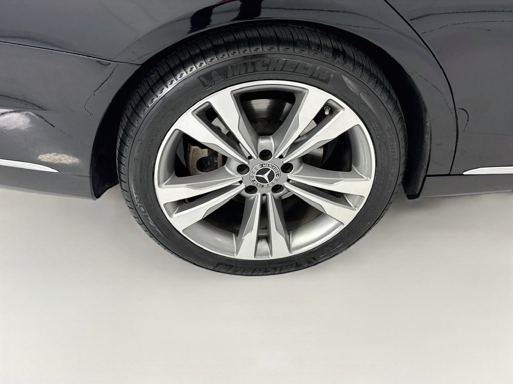 Used 2017 Black Mercedes-Benz S 550 image 32