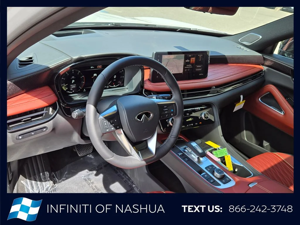 New 2027 2T RAD WHT INFINITI Autograph AWD image 5