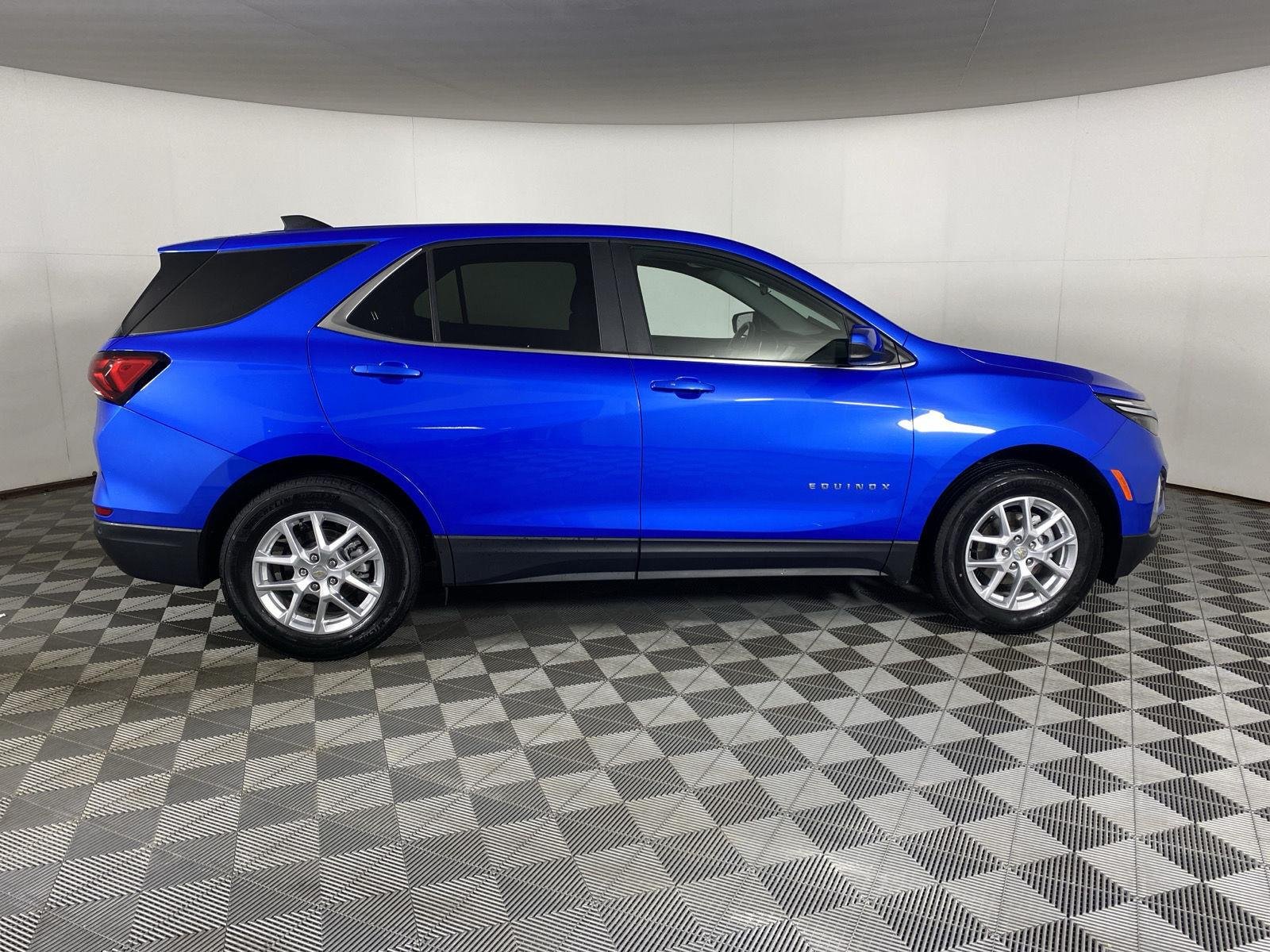 Used 2024  Chevrolet  image 8