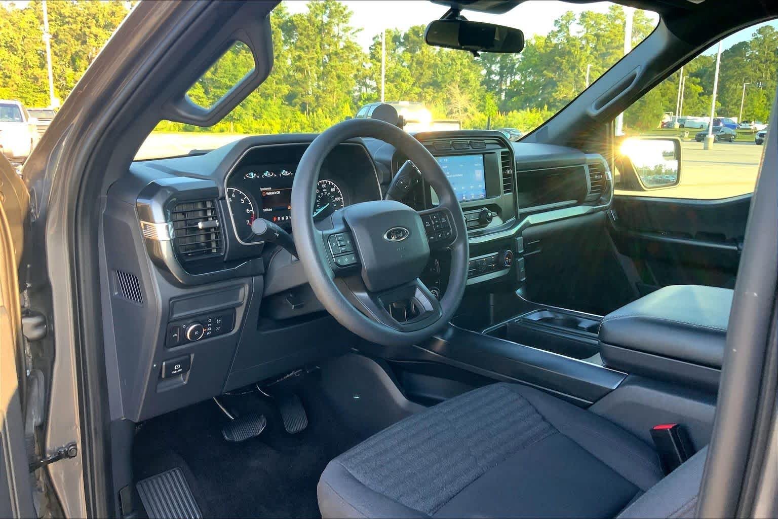 Used 2022 Carbonized Gray Metallic Ford XL image 17