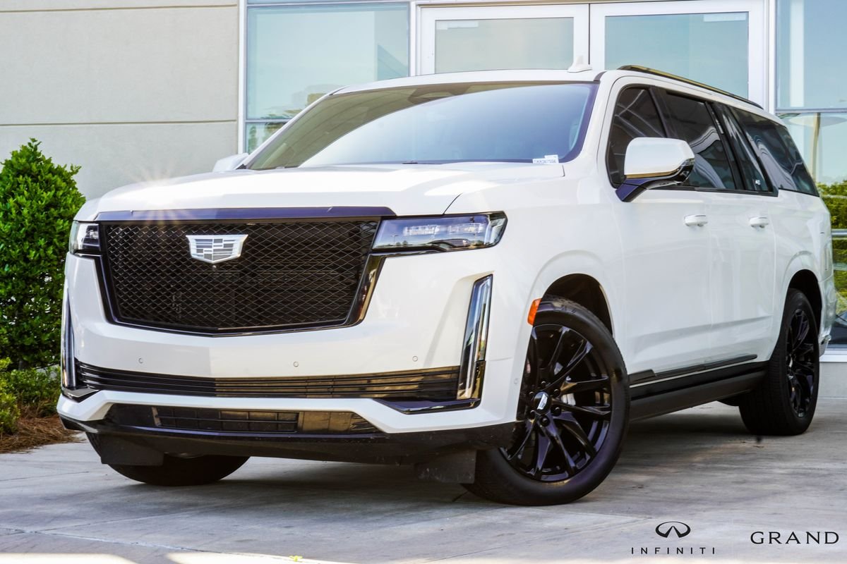 Used 2024 White Cadillac Sport Platinum image 1