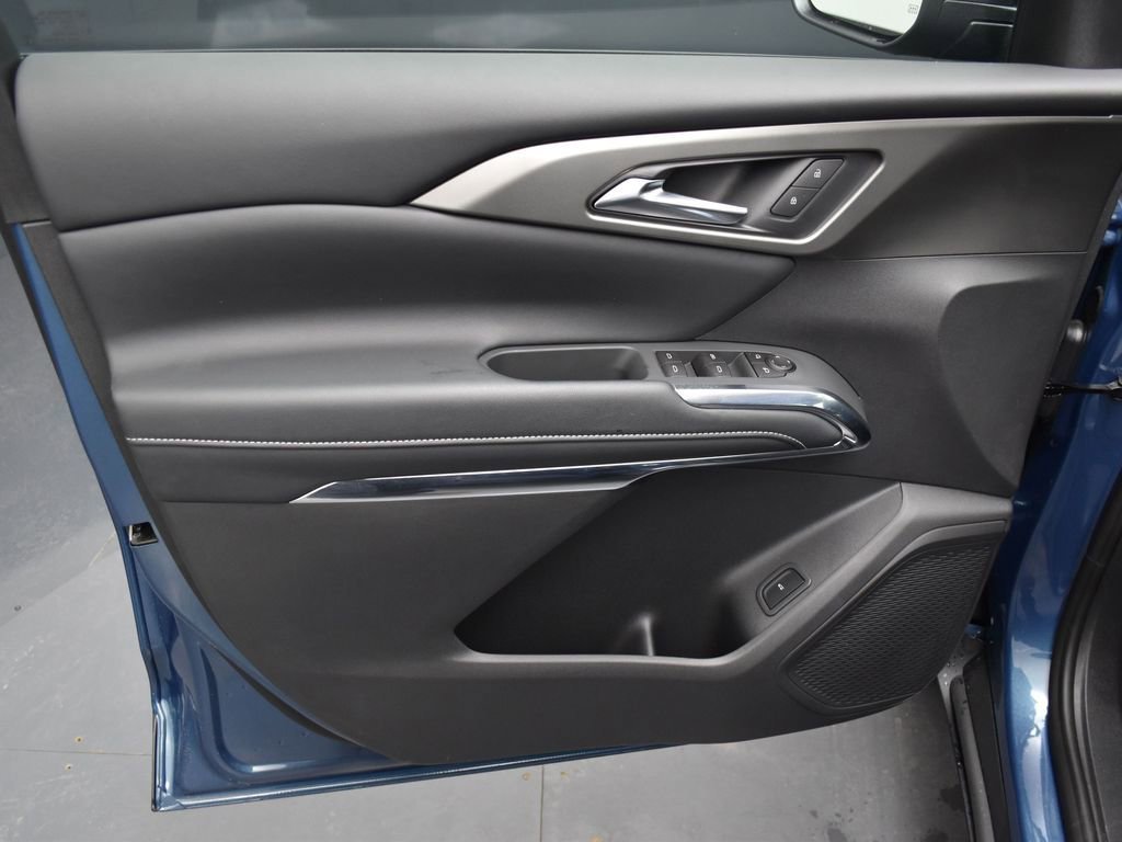 2026 Chevrolet Traverse LT - Photo 21