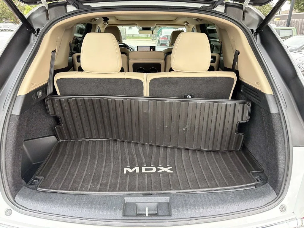 Used 2023  Acura Technology image 8