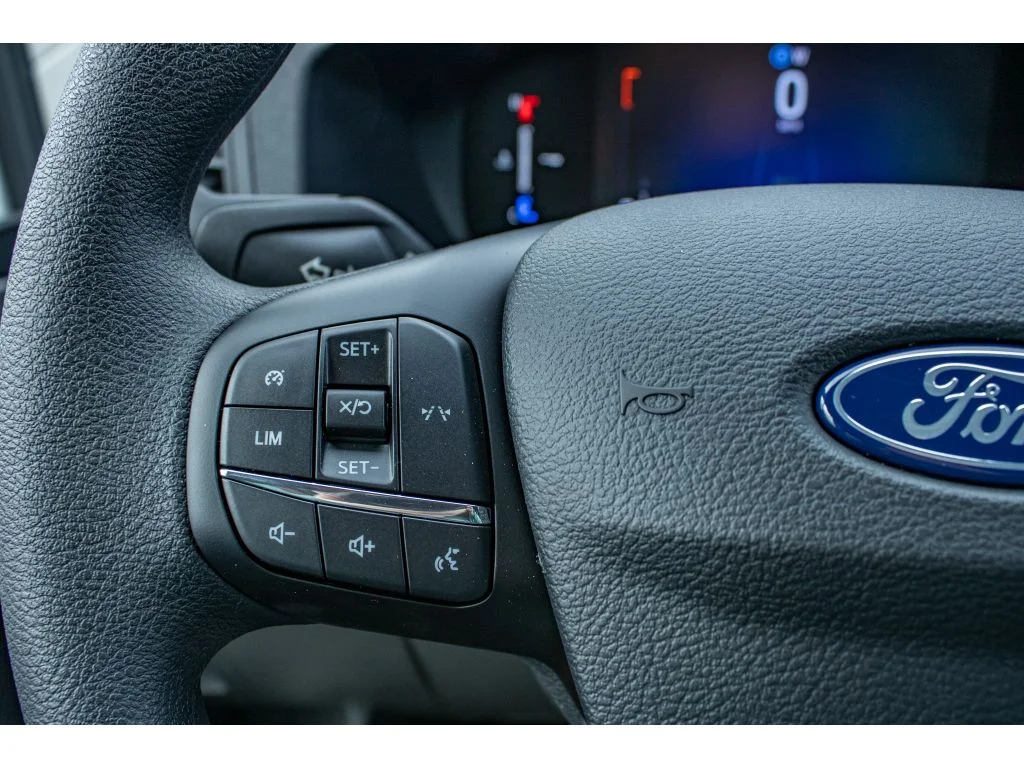 New 2026 OXFORD WHITE Ford Base image 25
