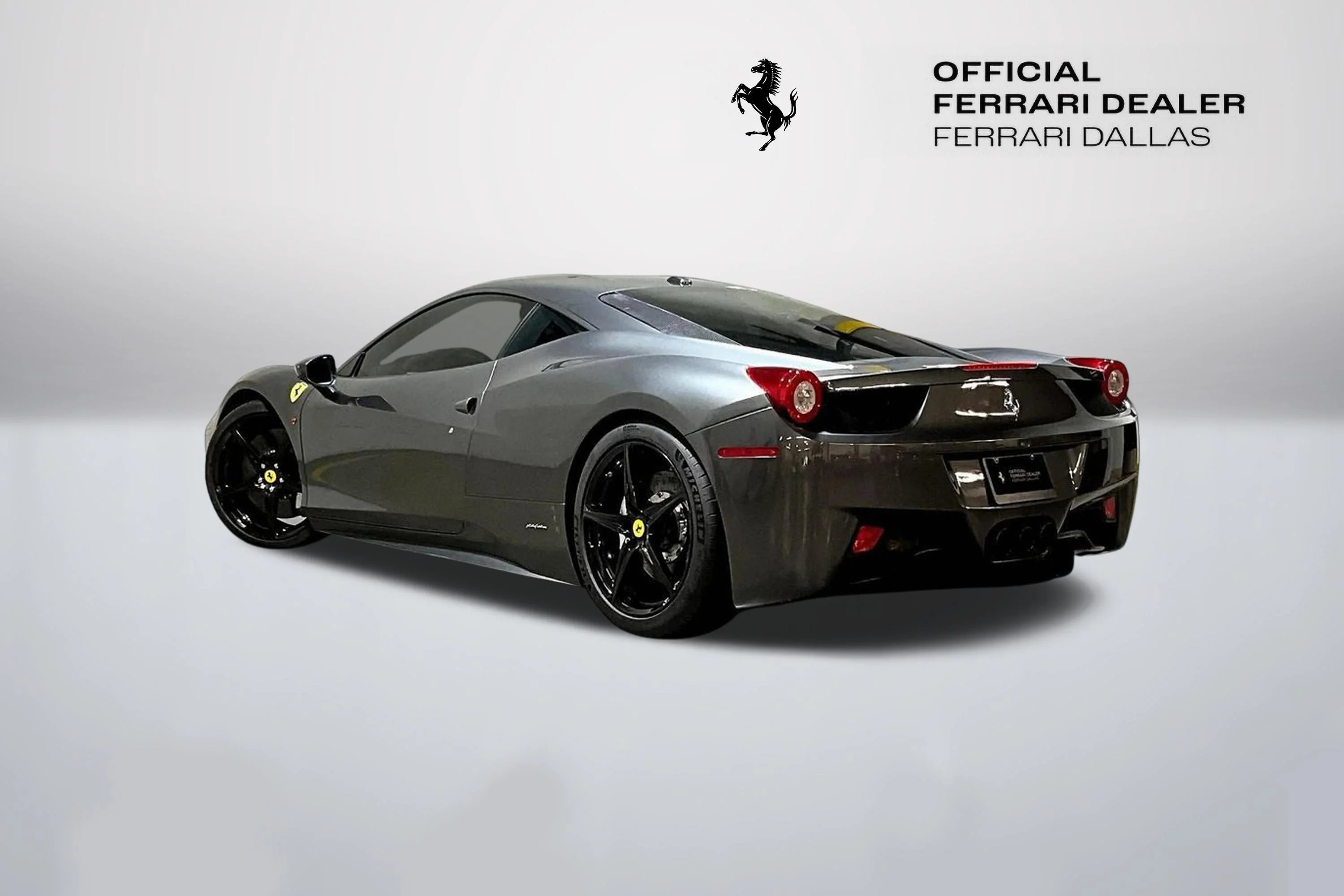 Used 2015 Grigio Silverstone Ferrari  image 5