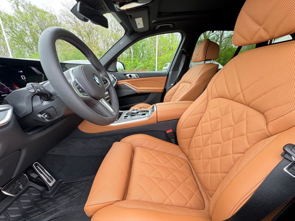 Used 2026 Green BMW M60i image 17