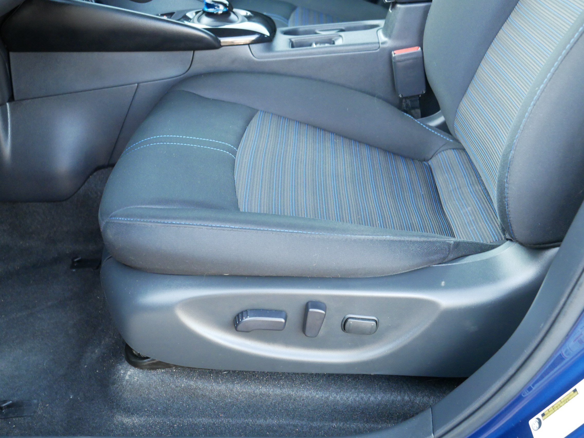 Used 2025 Deep Blue Pearl Nissan SV PLUS image 20