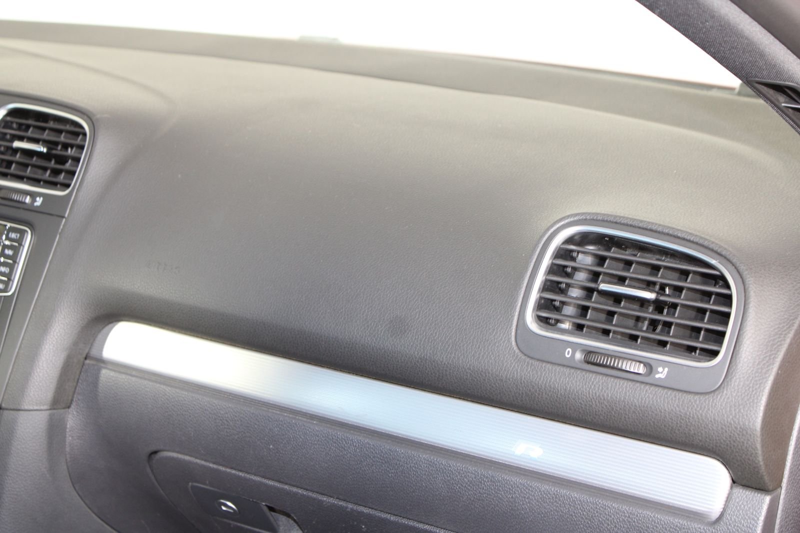 Used 2012 Red Volkswagen R image 25