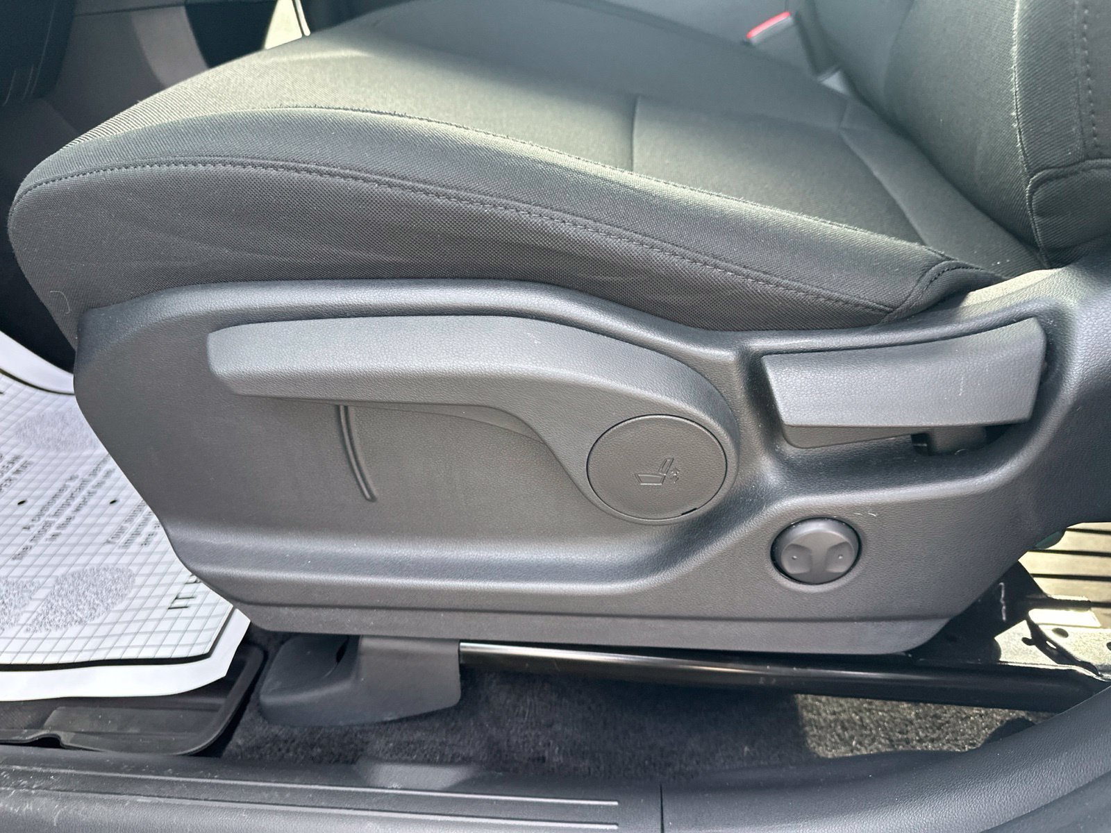Certified Used 2026 White Hyundai SE image 11