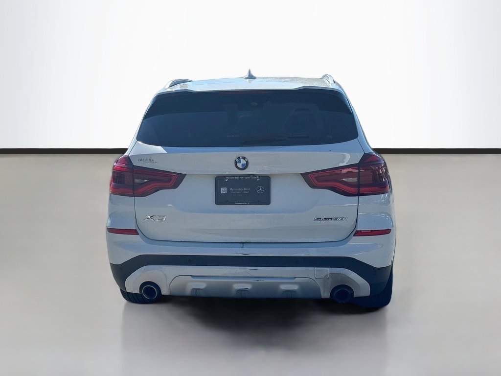Used 2021 White BMW sDrive30i image 5