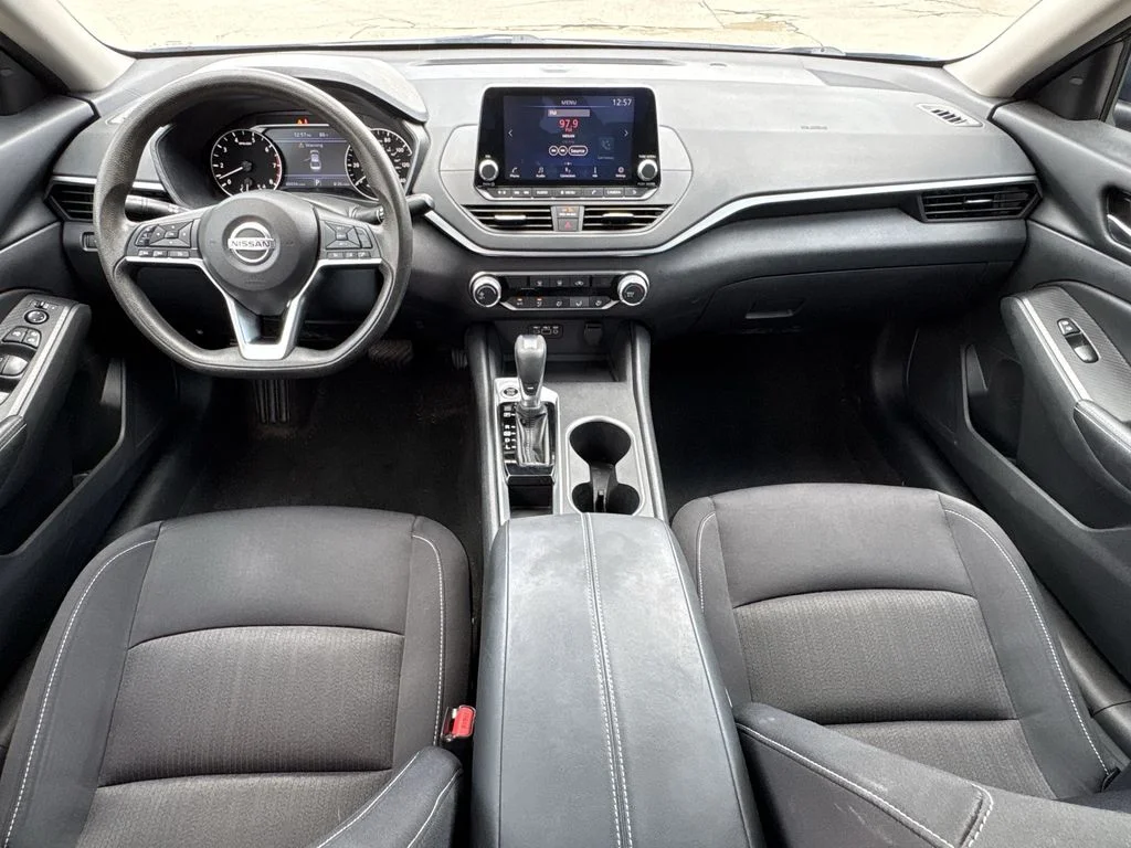 Used 2022 Storm Blue Metallic Nissan 2.5 SV image 25