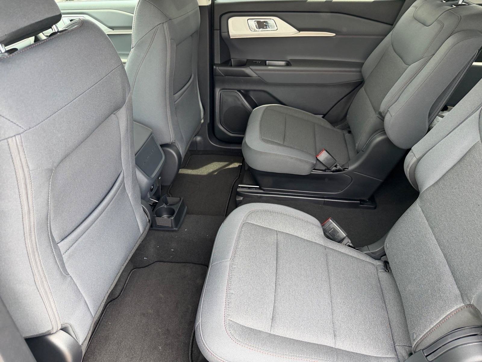 New 2026 Carbonized Gray Metallic Ford Active image 4