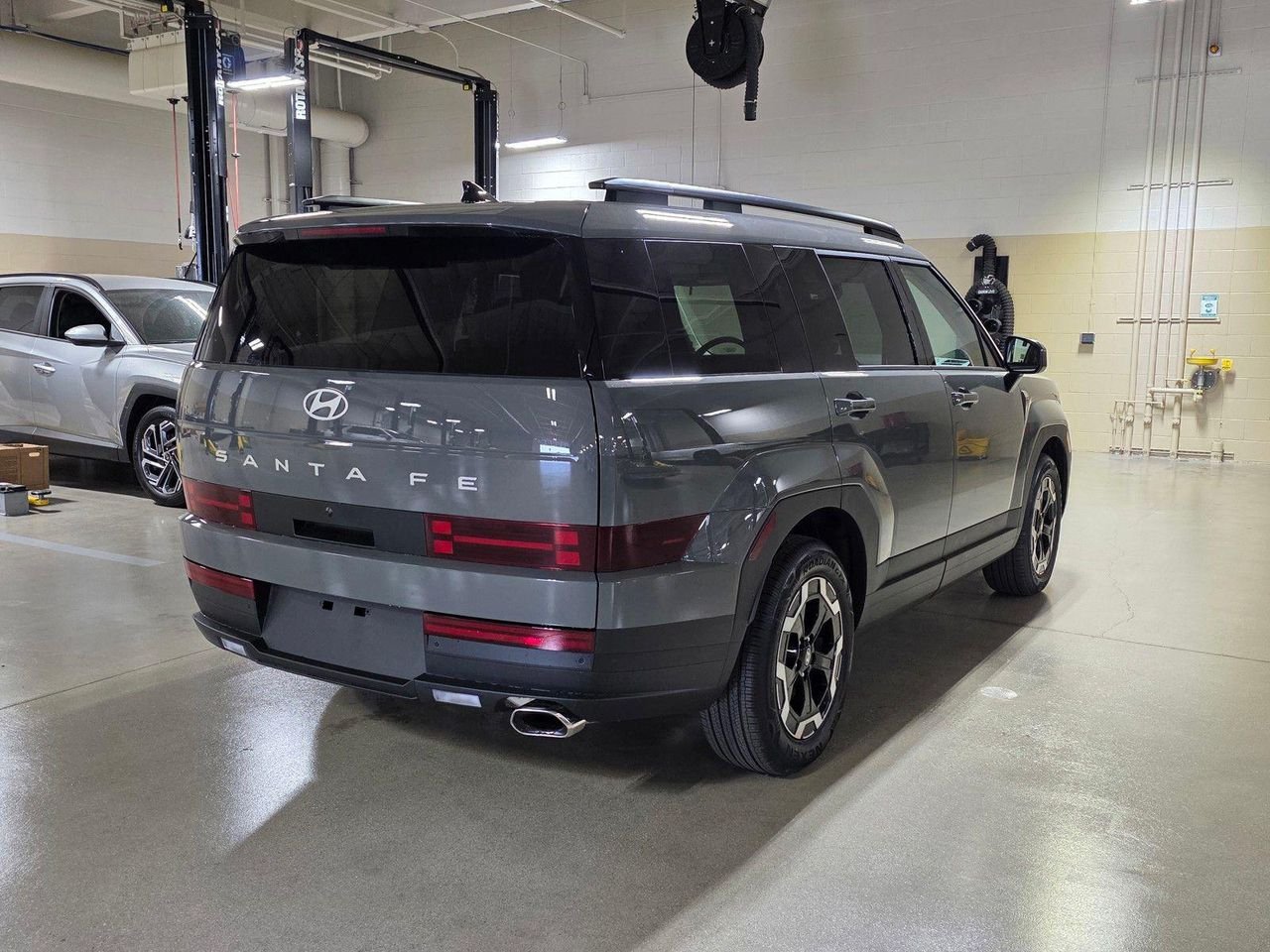 New 2026 Hampton Gray Hyundai SEL FWD image 7