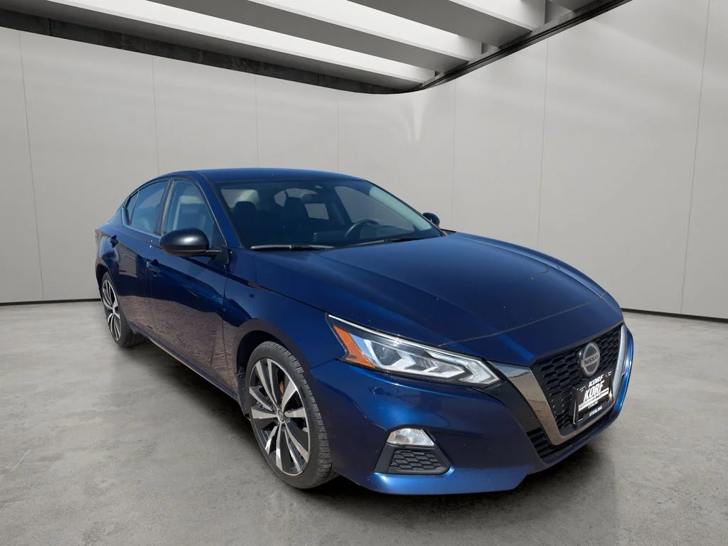 Used 2022 Deep Blue Pearl Nissan 2.5 SR image 7