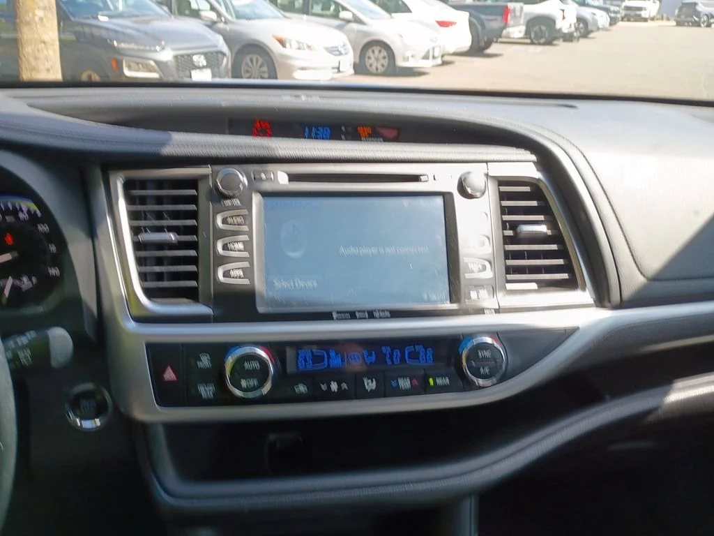 Used 2017 Midnight Black Metallic Toyota SE image 23