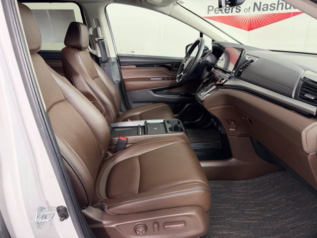 2025 Honda Odyssey Touring - Photo 35