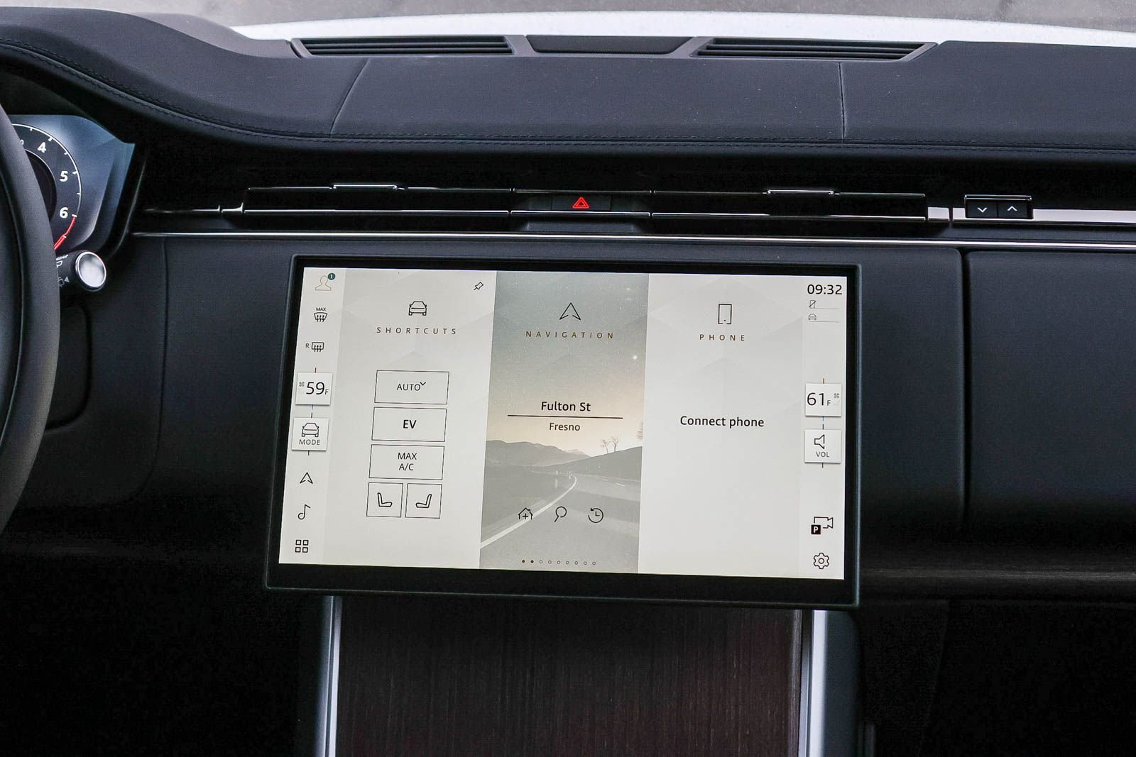 2025 Land Rover Range Rover SE - Photo 23