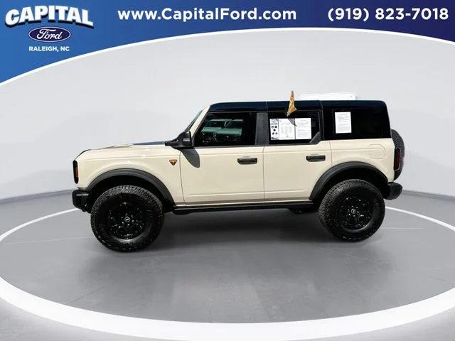 Used 2025 Beige Ford Badlands image 5