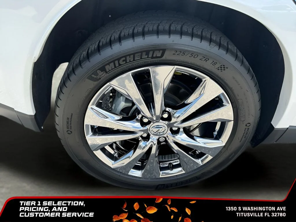 Used 2025 White Lexus 300h Premium image 39