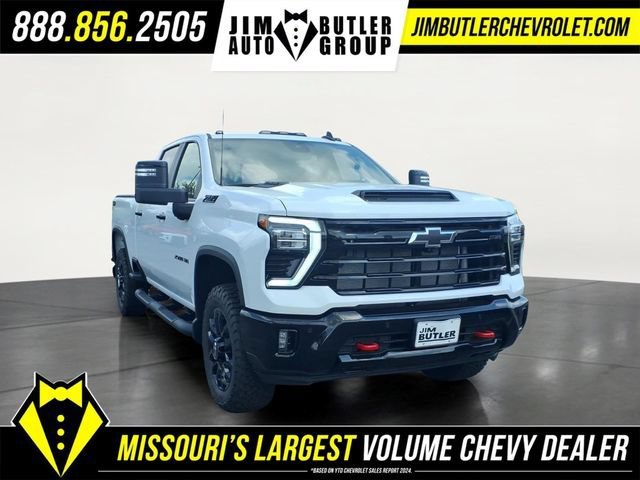 New 2026 Summit White Chevrolet LT image 22